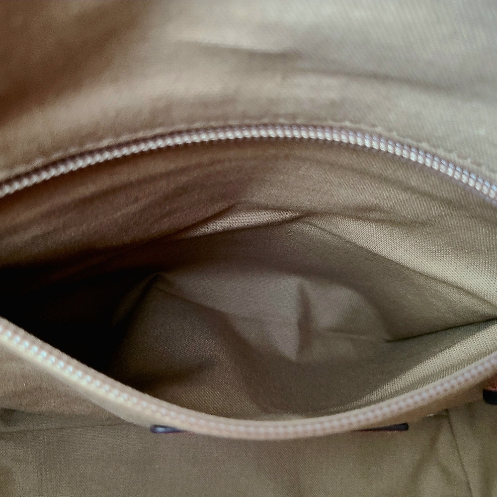 FRYE women's shoulder/handheld purse - Picture 6 of 7